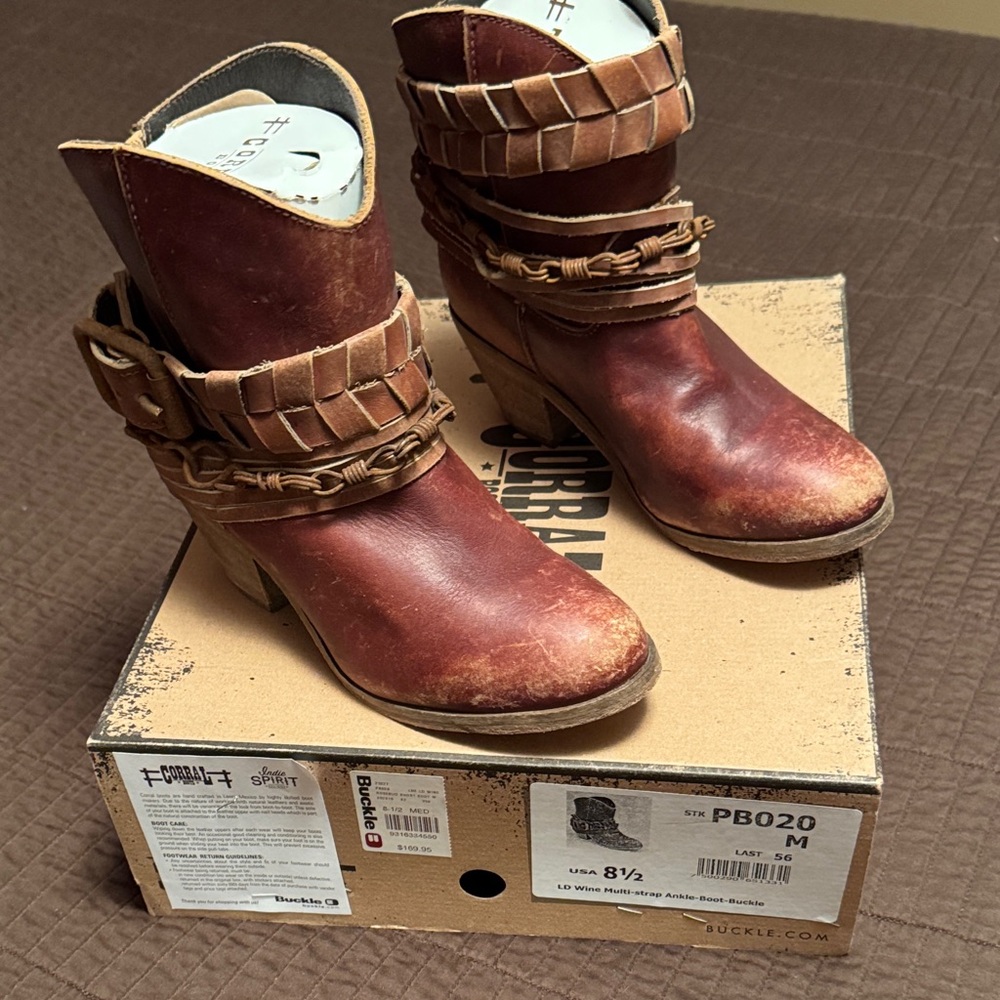 NEVER WOR Corral Women's Wine Multi Strap Heeled Ankle Boots size 8.5